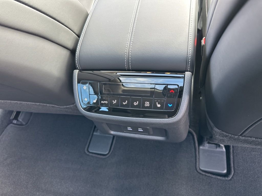 New 2026 INFINITI QX60 Luxe w/ Cargo Package image 22