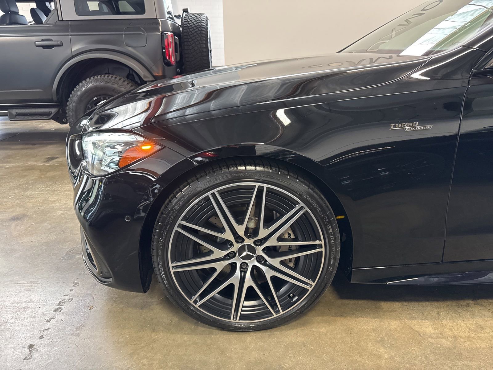 Used 2023 Mercedes-Benz C 43 AMG 4MATIC Sedan image 5