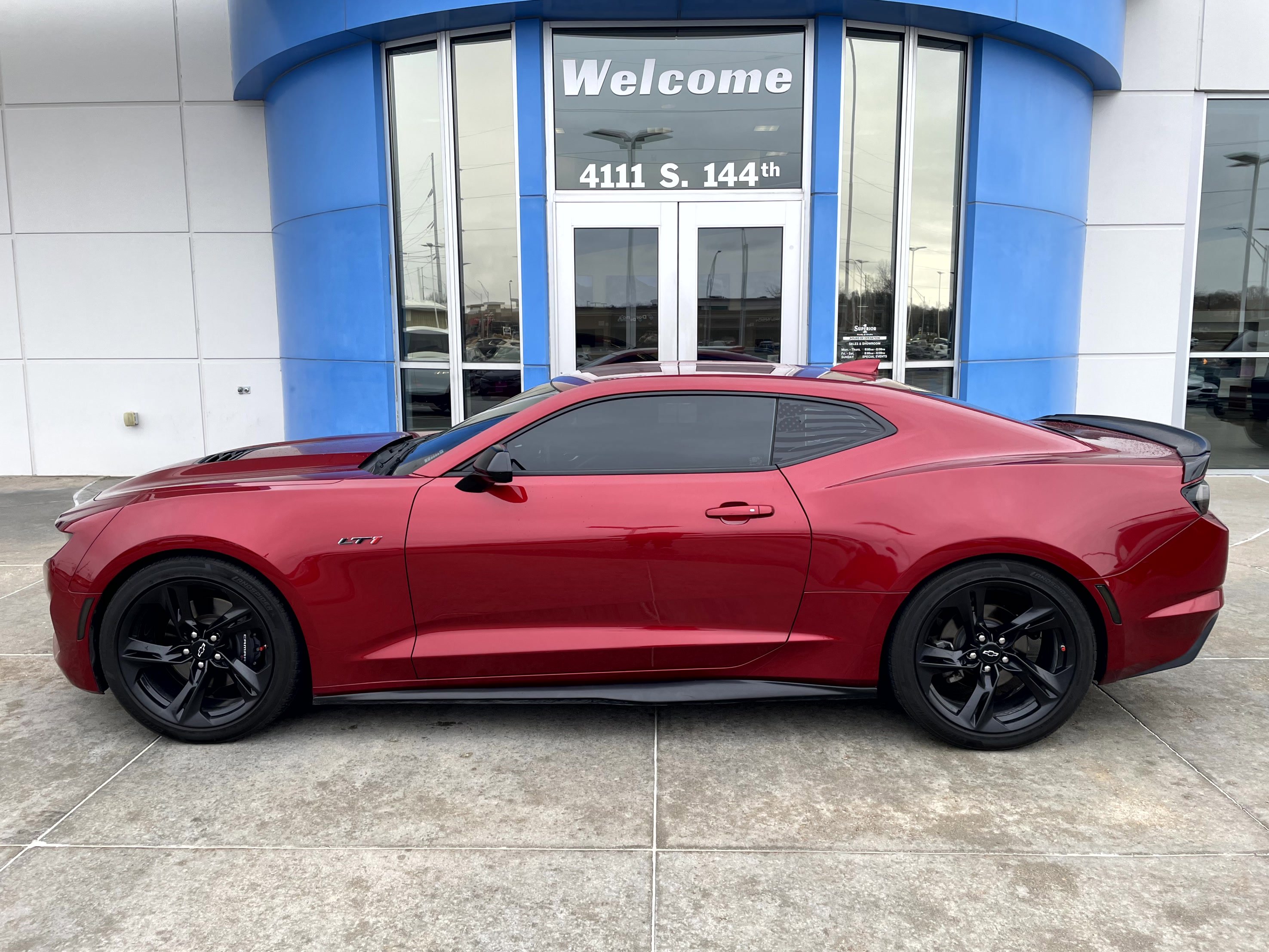 Used 2021 Chevrolet Camaro LT image 1