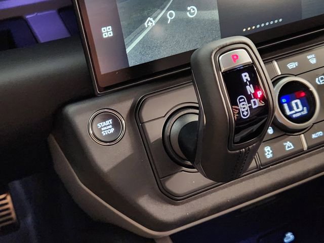 New 2026 Land Rover Defender 110 V8 image 19