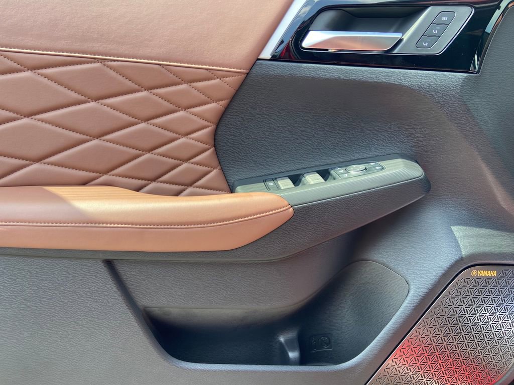 New 2026 Mitsubishi Outlander AWD image 13