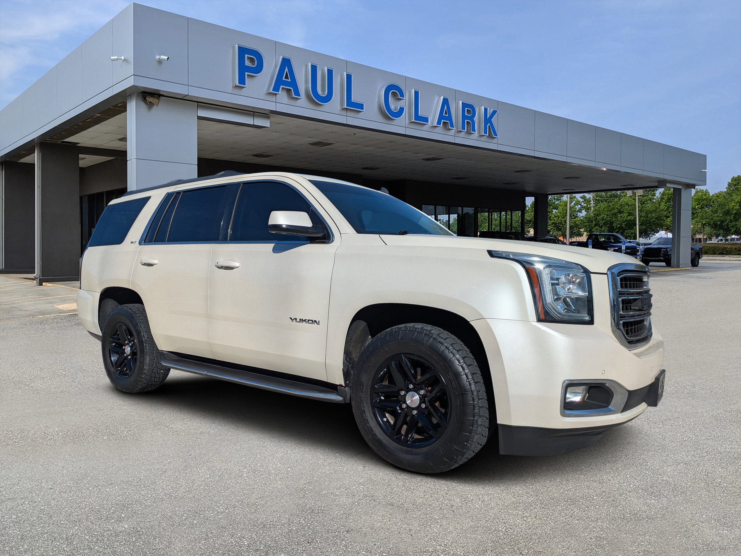 Used 2015 GMC Yukon SLT w/ HD Trailering Package