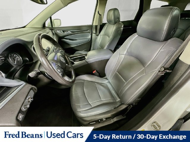 Used 2018 Buick Enclave Essence FWD image 27