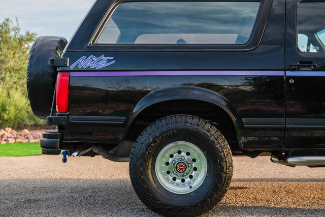 Used 1991 Ford Bronco AWD/4WD image 10