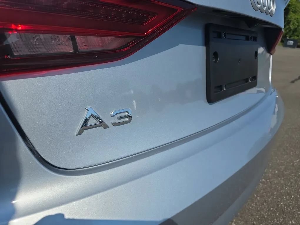 Used 2018 Audi A3 2.0T Premium w/ Convenience Package FWD image 11