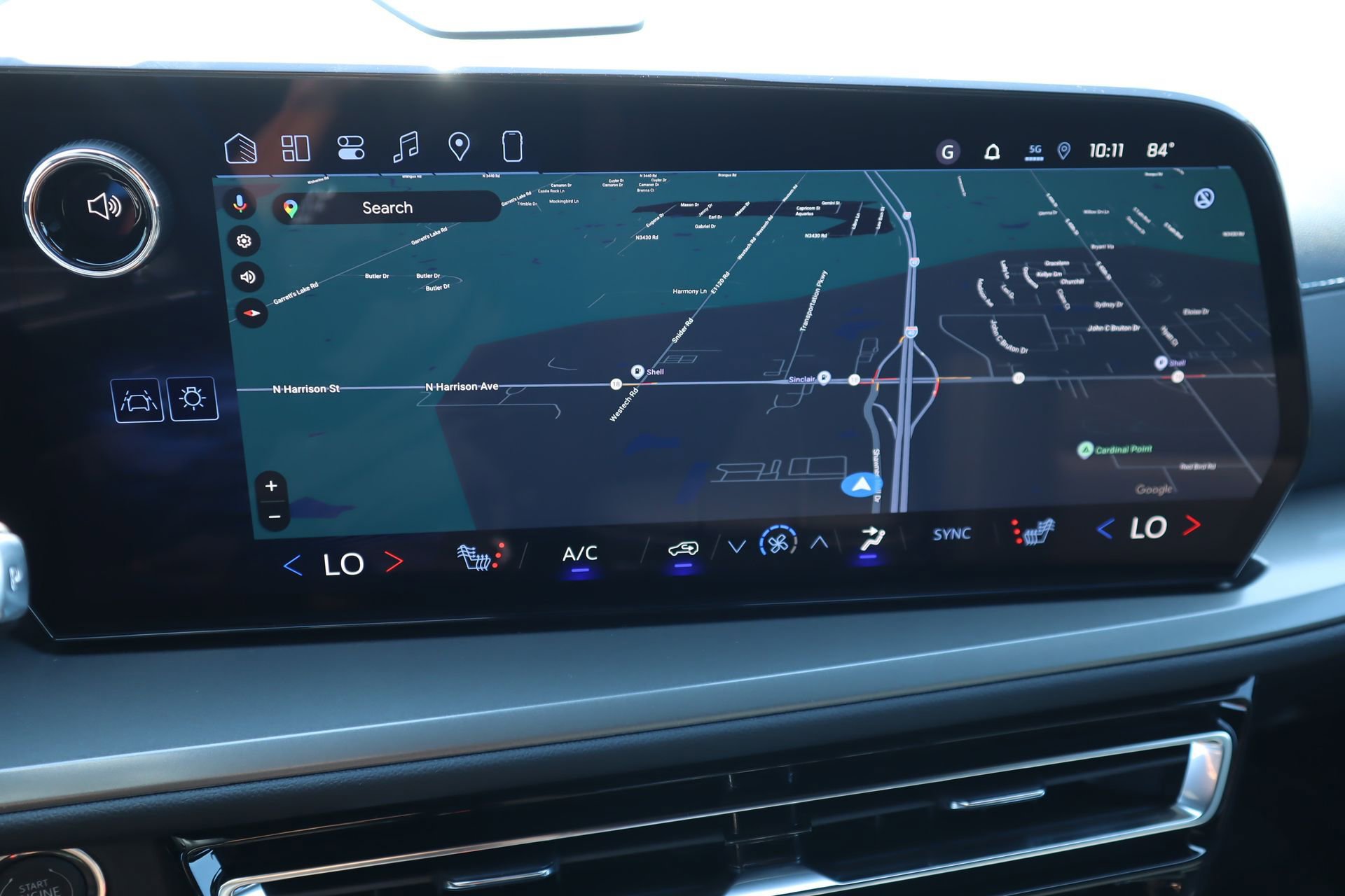 New 2026 Chevrolet Traverse LT w/ Enhanced Driving Package FWD image 13