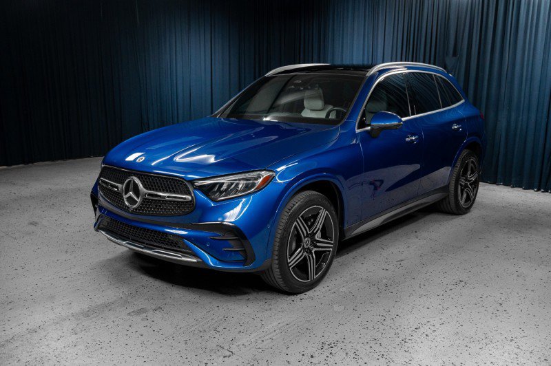 Certified 2023 Mercedes-Benz GLC 300 image 1