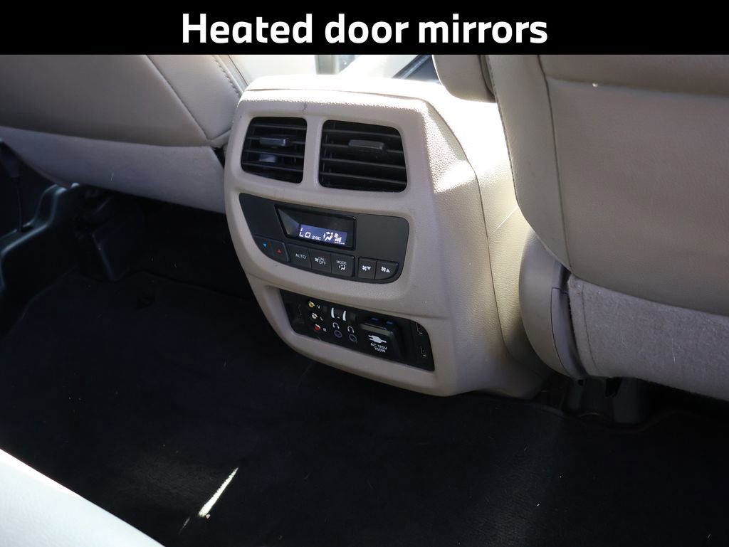 Used 2018 Honda Pilot Touring image 15