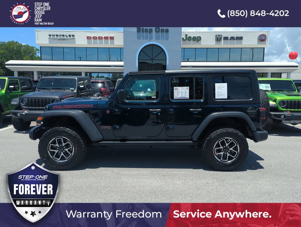 Used 2025 Jeep Wrangler Unlimited Rubicon w/ Convenience Group AWD/4WD image 3