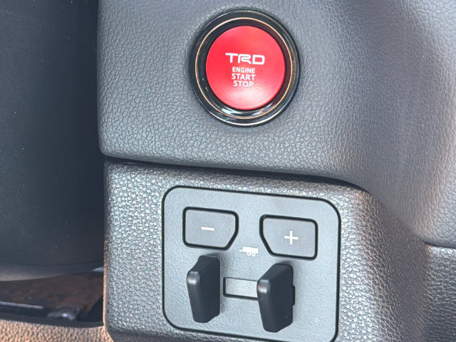 Used 2026 Toyota Tundra Limited w/ TRD Off-Road Package AWD/4WD image 33