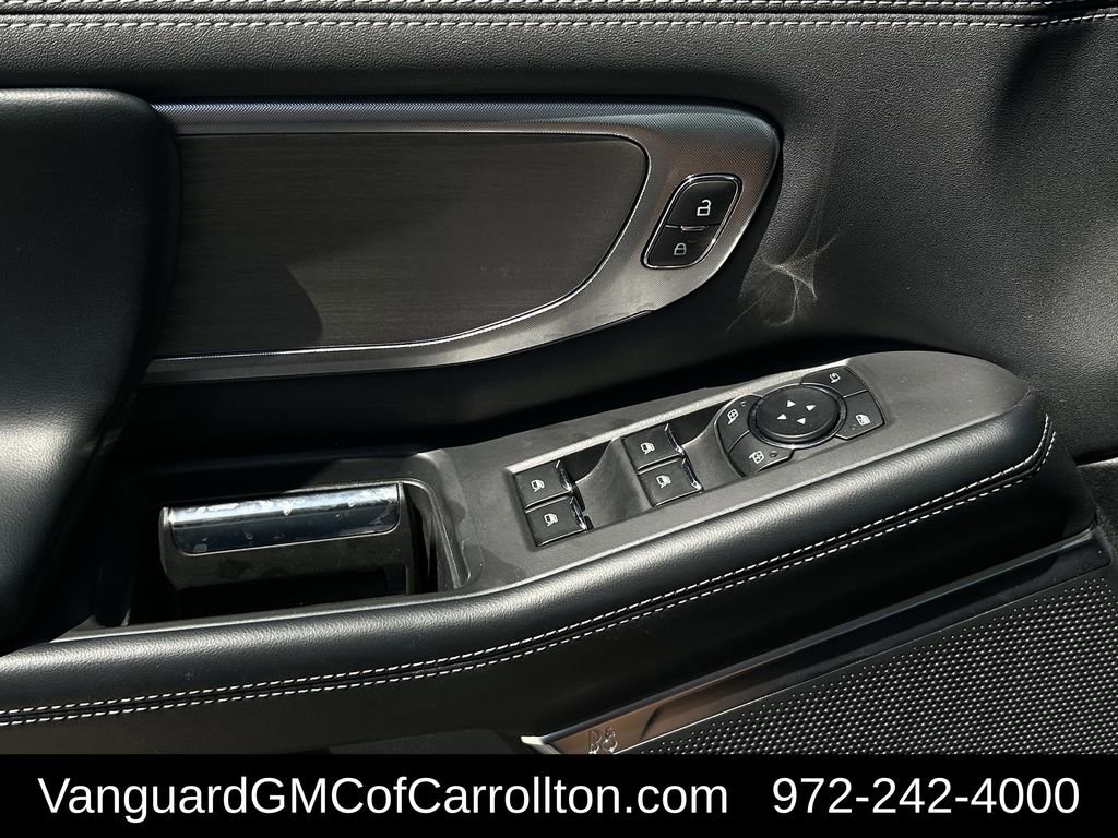 Used 2025 Ford Expedition Platinum image 25