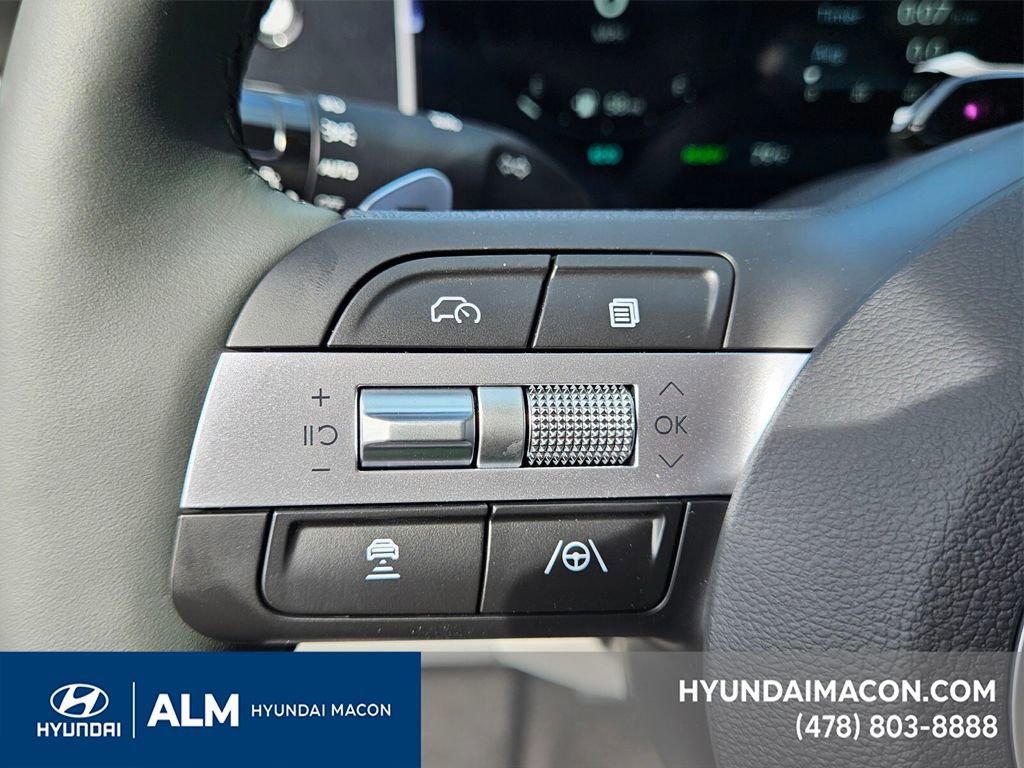 New 2025 Hyundai Tucson Limited image 31