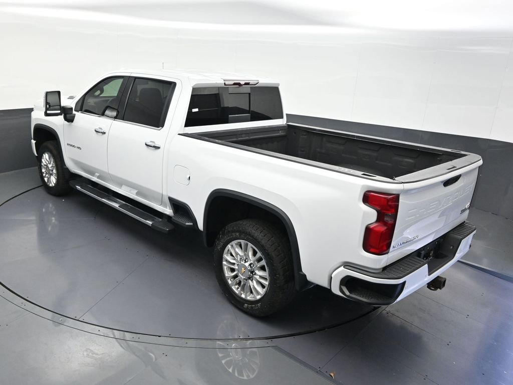 Used 2022 Chevrolet Silverado 2500 High Country AWD/4WD image 19