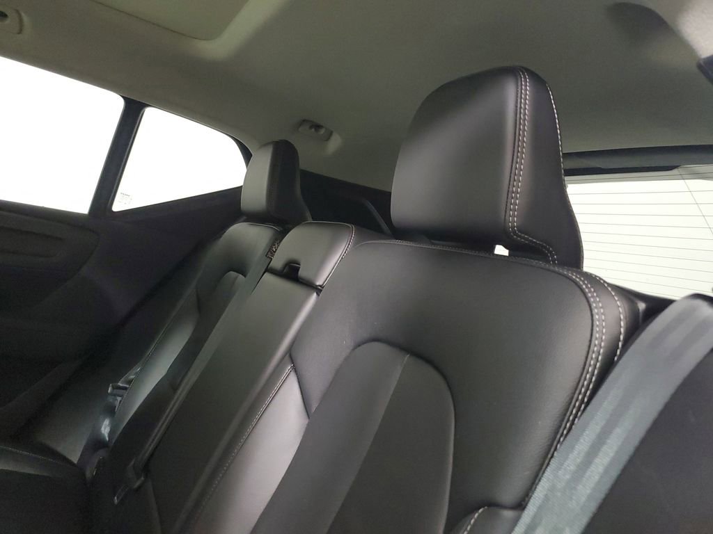 Used 2023 Volvo XC40 B5 Plus w/ Driver Assist Package image 12