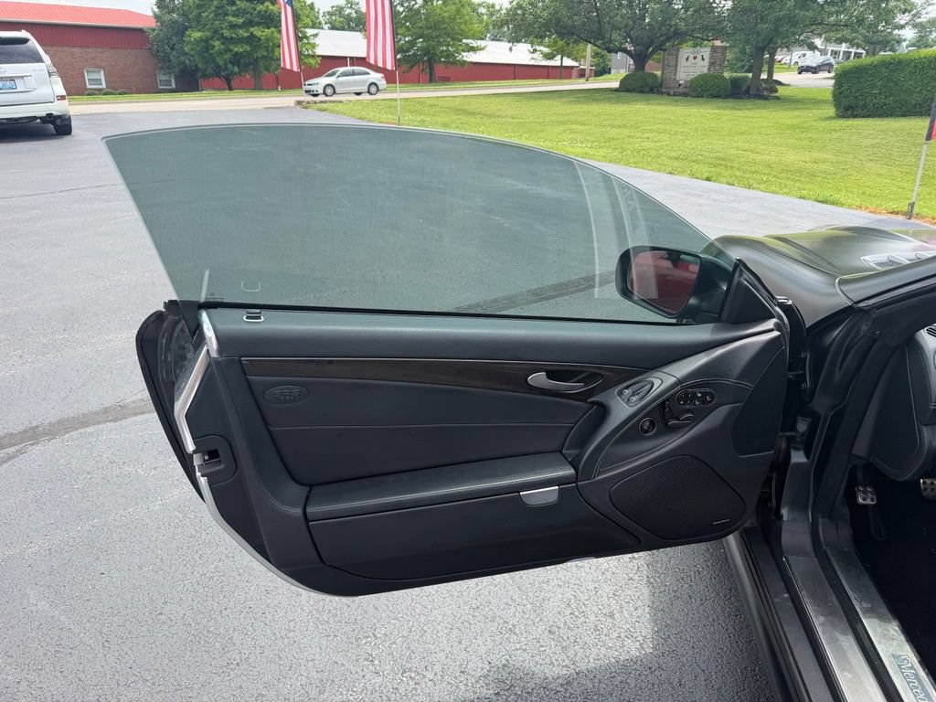 Used 2011 Mercedes-Benz SL 550 image 13