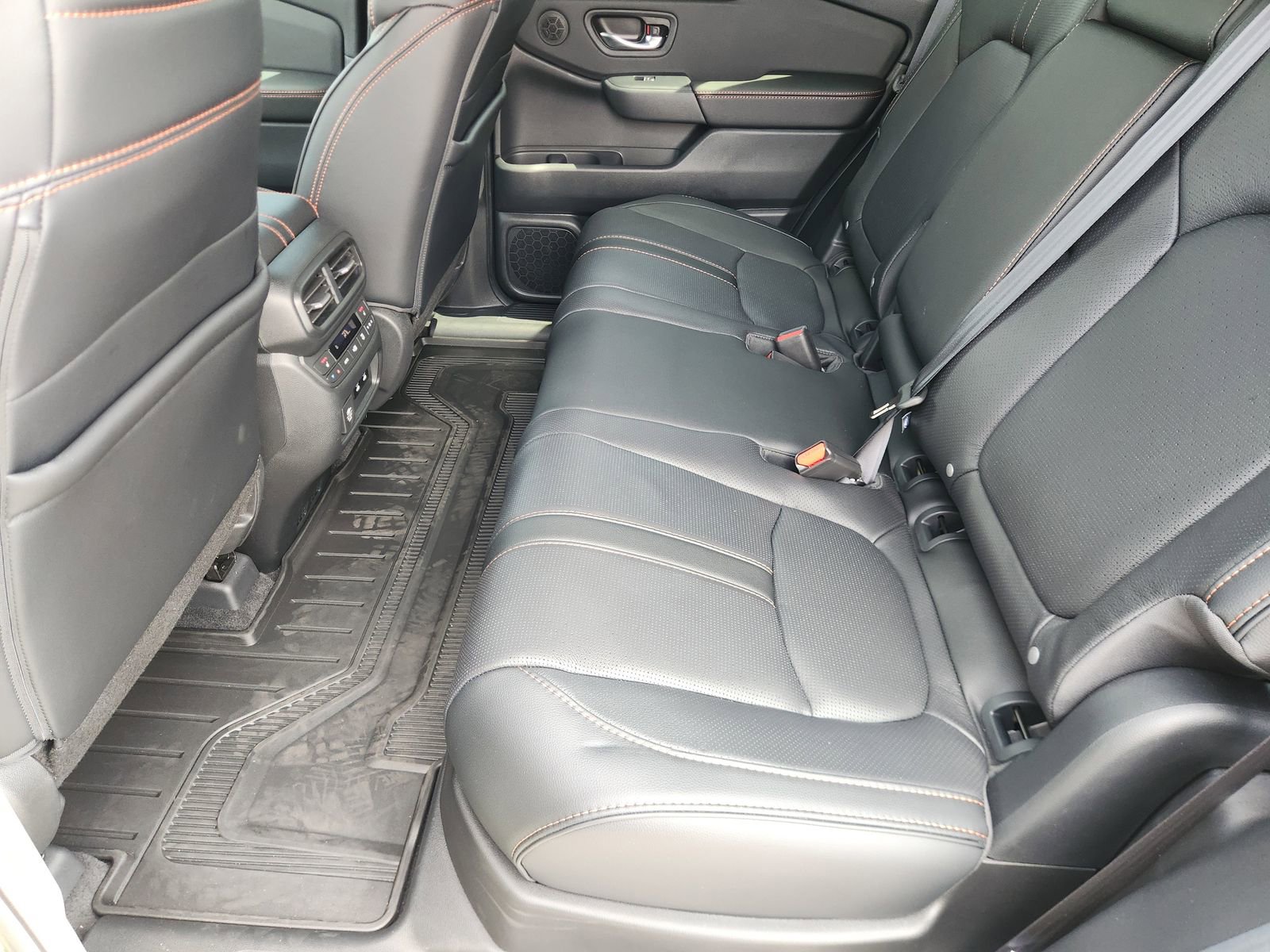 Certified 2026 Honda Passport TrailSport Elite image 34