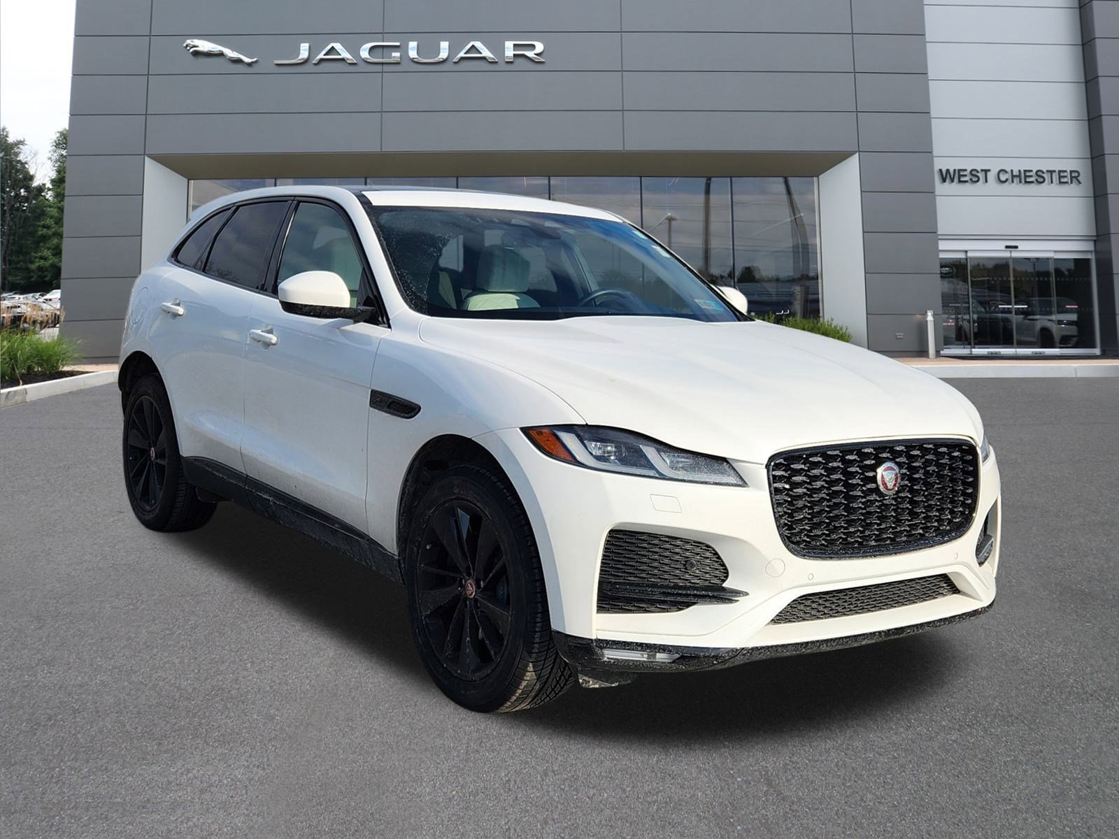 Certified 2023 Jaguar F-PACE S image 2