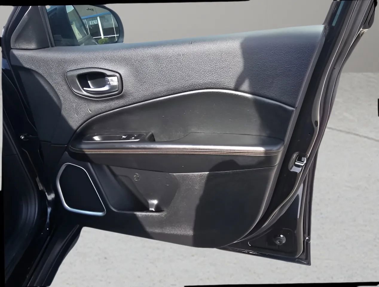 Used 2020 Jeep Compass Limited image 20