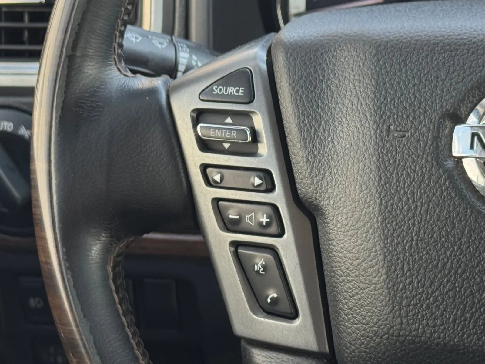 Used 2019 Nissan Titan Platinum Reserve w/ Platinum Utility Package AWD/4WD image 24