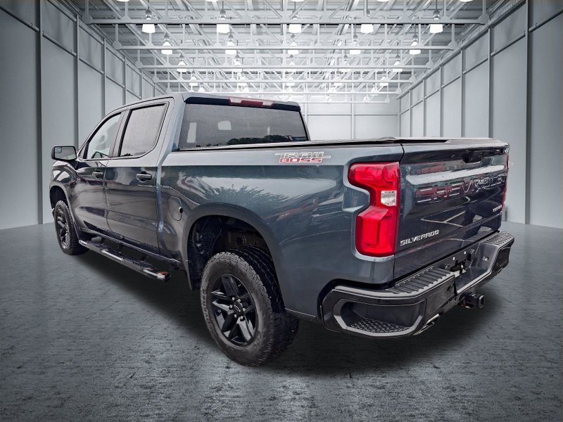 Used 2019 Chevrolet Silverado 1500 Custom Trail Boss w/ Custom Convenience Package AWD/4WD image 7