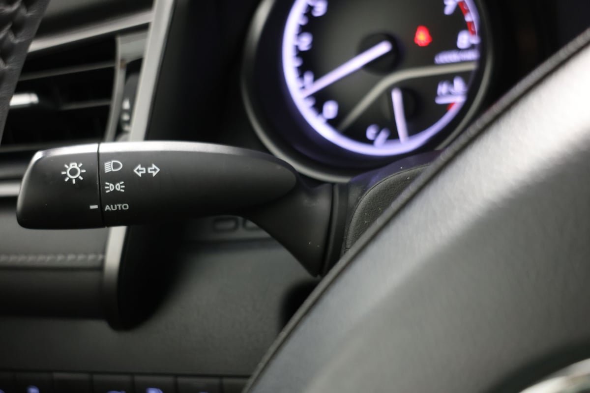 Used 2024 Toyota Camry SE FWD image 22