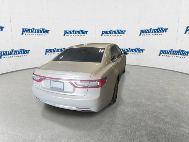 Used 2017 Lincoln Continental Select FWD image 10