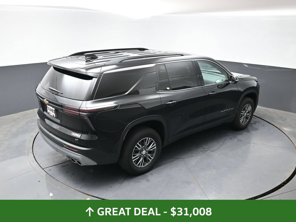 Used 2024 Chevrolet Traverse LT FWD image 14