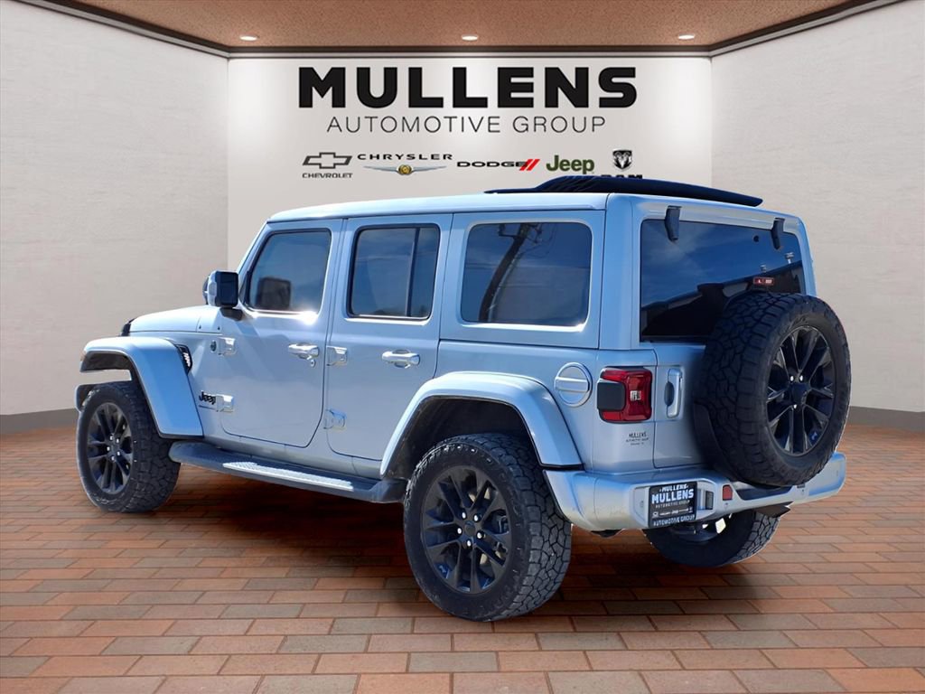 Used 2023 Jeep Wrangler Altitude image 7