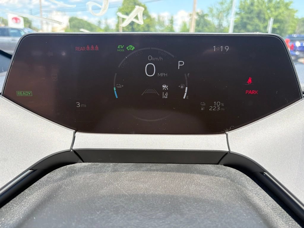 New 2026 Toyota Prius Plug-In Hybrid FWD image 38