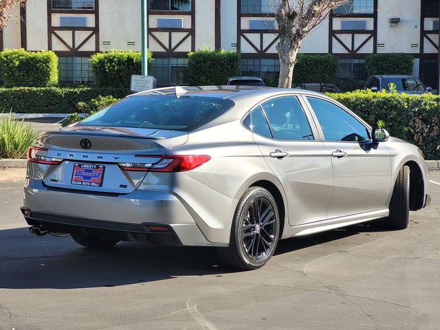 Used 2025 Toyota Camry SE w/ Convenience Package image 5