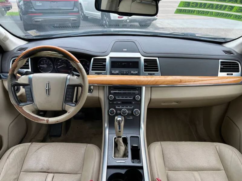 Used 2011 Lincoln MKS FWD image 15