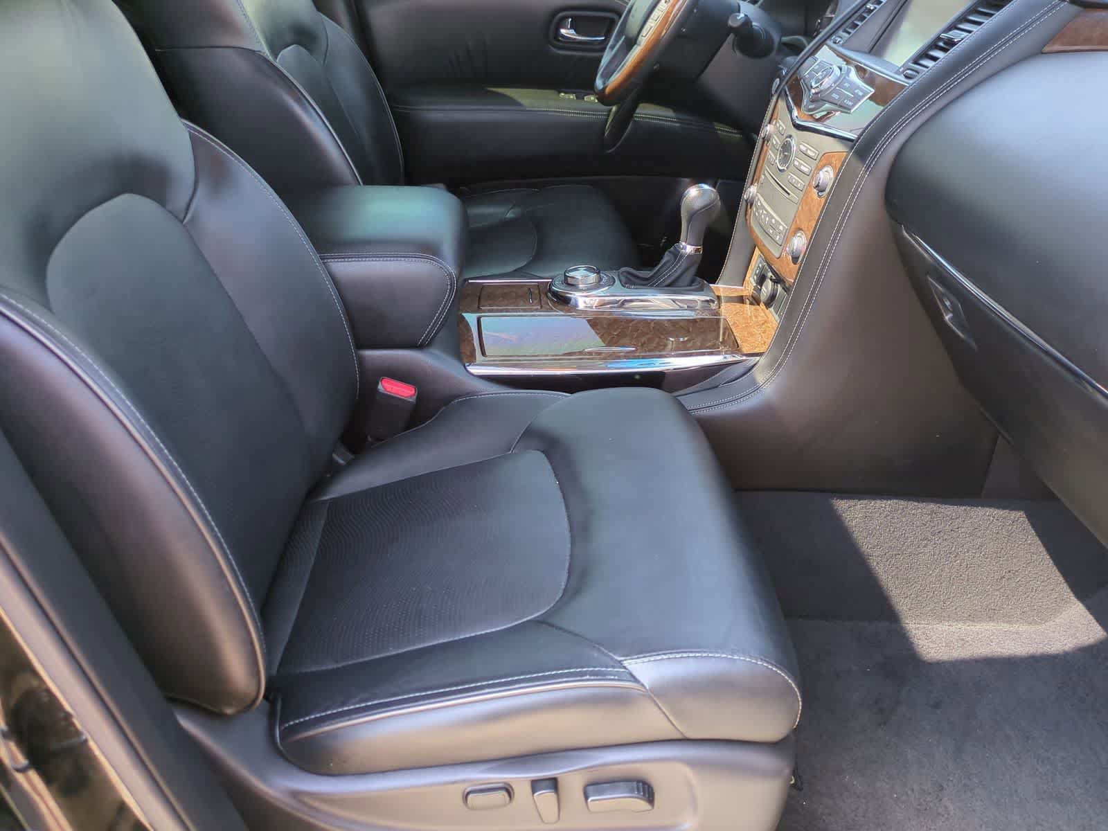 Used 2016 INFINITI QX80 4WD w/ Driver's Assistance Package image 19