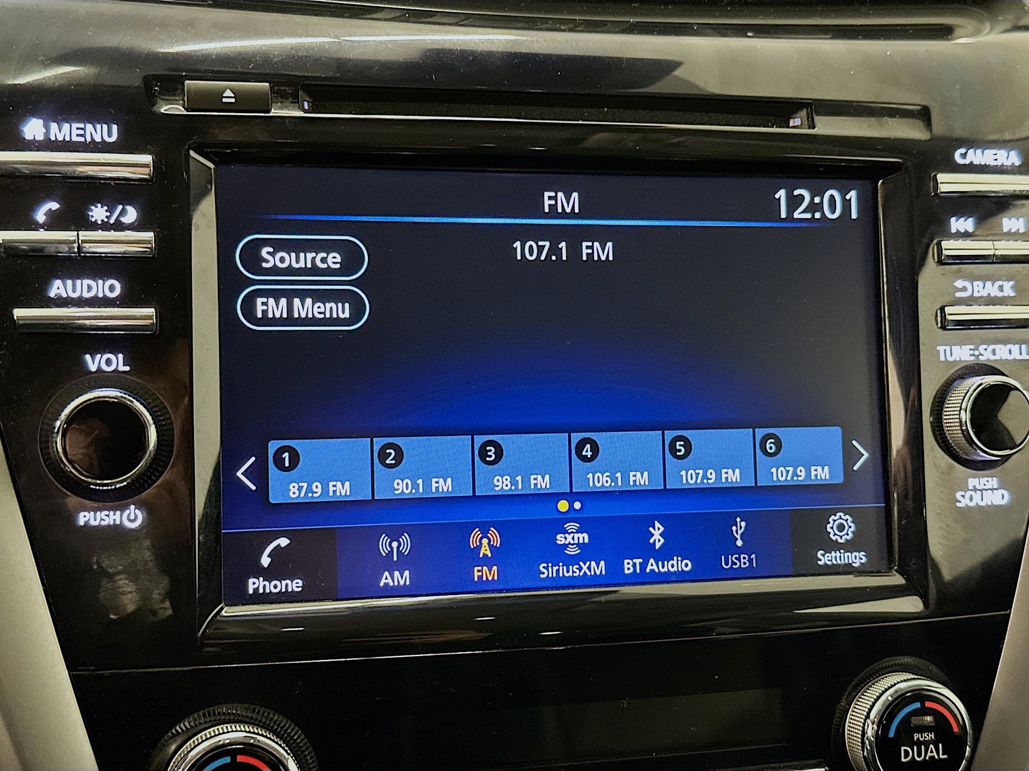 Used 2023 Nissan Murano SV w/ SV Midnight Edition Package image 21