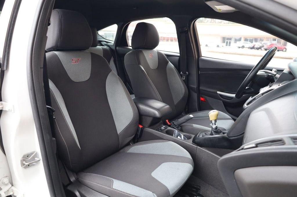 Used 2014 Ford Focus ST image 22