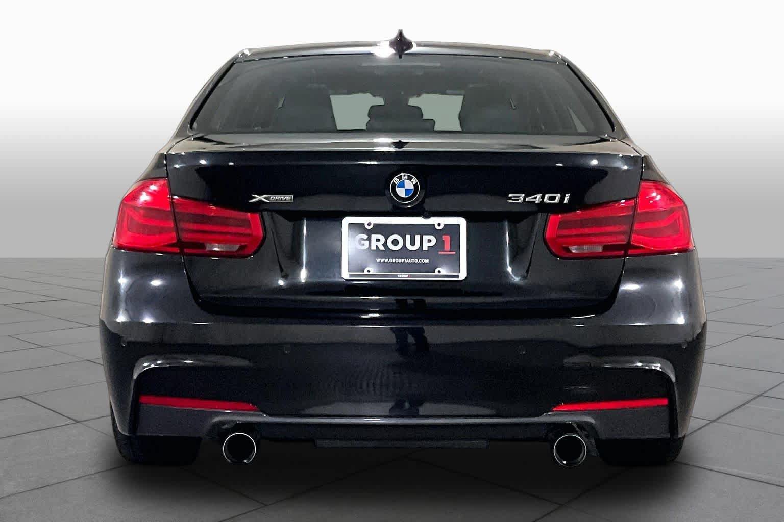Used 2016 BMW 340i xDrive Sedan AWD/4WD image 4