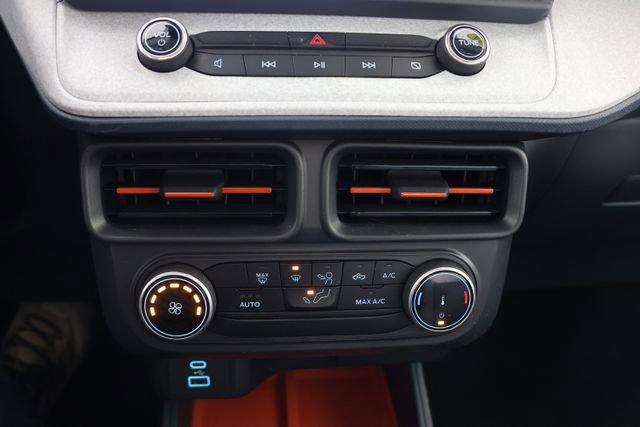 Used 2024 Ford Maverick XLT image 15