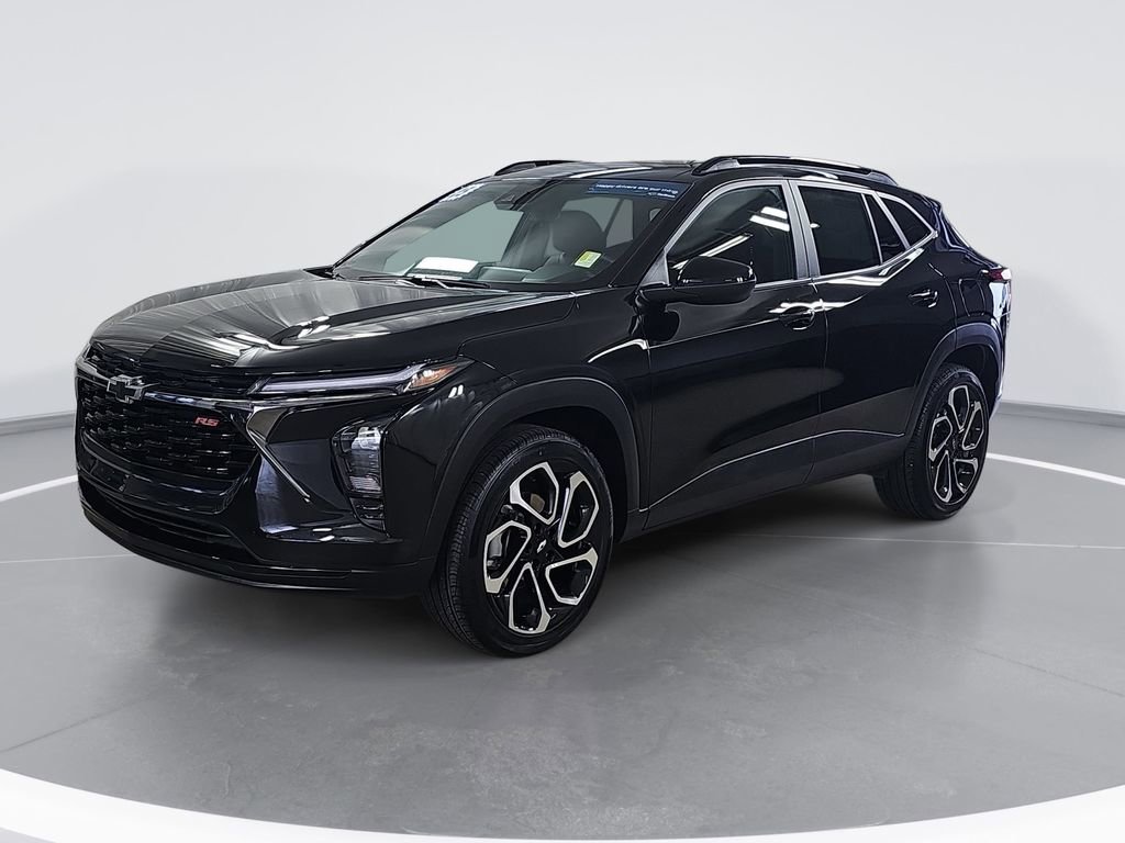 Certified 2025 Chevrolet Trax RS w/ Sunroof Package FWD image 9