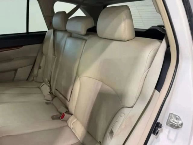 Used 2013 Subaru Outback 2.5i Limited w/ Moonroof Pkg image 26