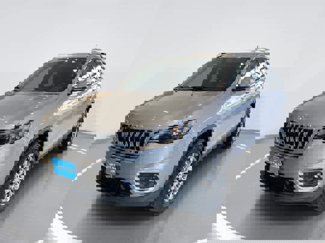 Used 2019 Jeep Cherokee Latitude Plus image 1