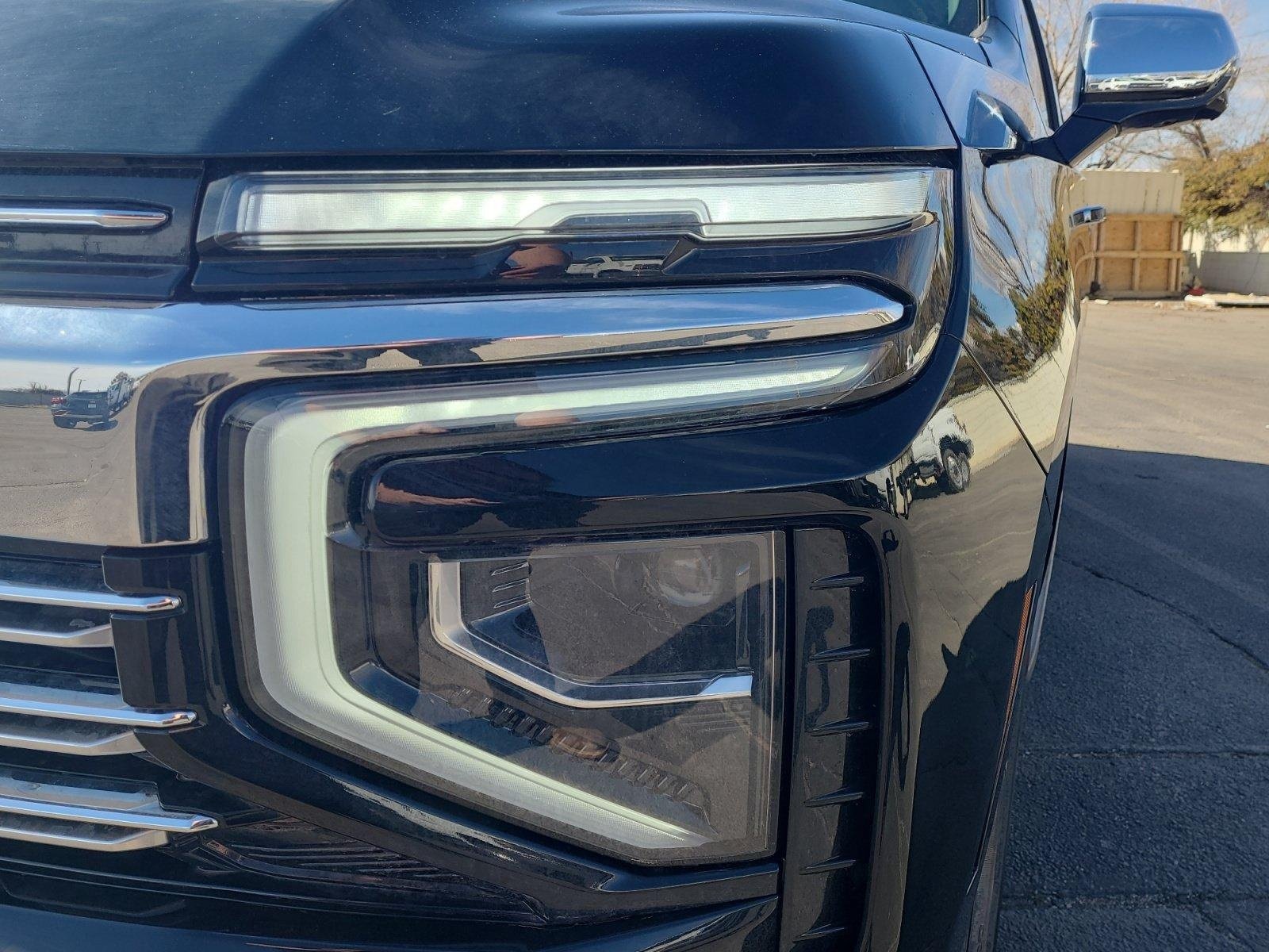 New 2026 Chevrolet Suburban Premier w/ Sun And Tow Package AWD/4WD image 9