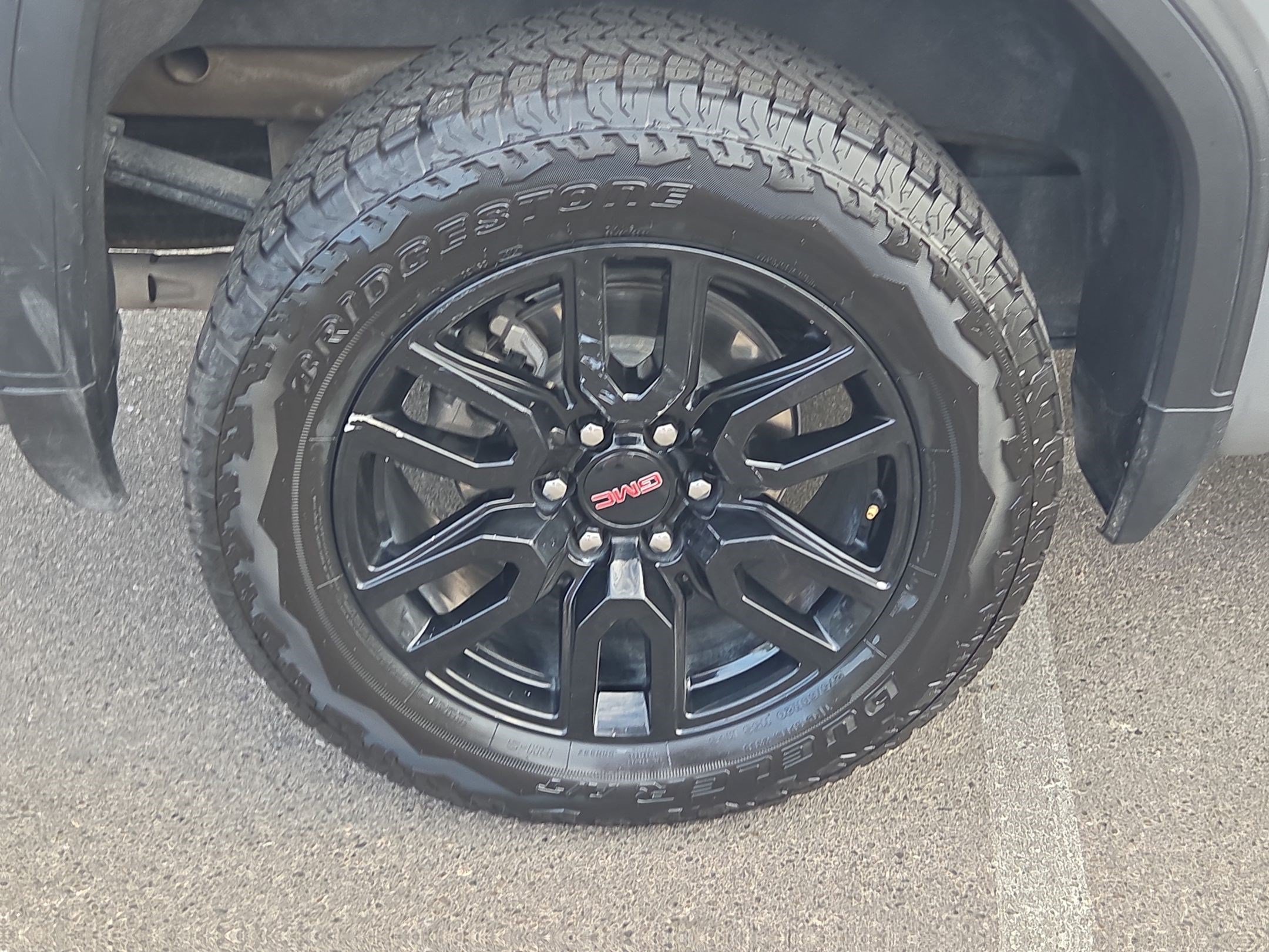 Certified 2025 GMC Sierra 1500 Elevation w/ Preferred Package AWD/4WD image 12
