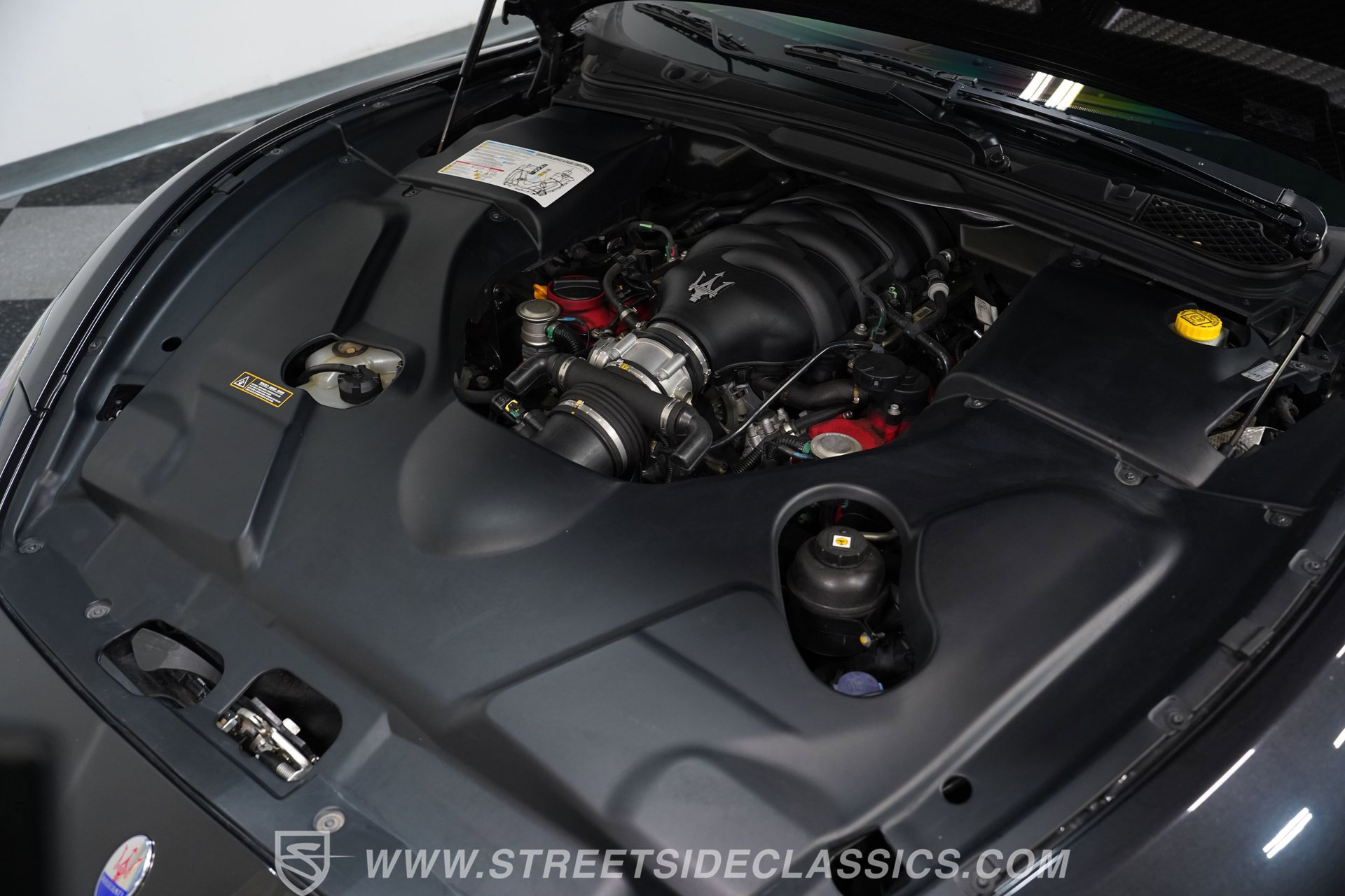 Used 2015 Maserati GranTurismo MC Centennial image 31