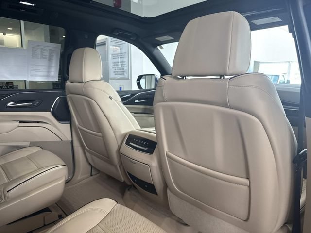 Certified 2024 Cadillac Escalade Premium Luxury w/ LPO, Floor Liner Package AWD/4WD image 54