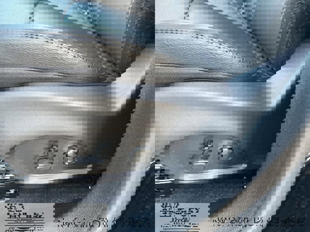 New 2026 Jeep Compass Limited w/ Sun, Sound & Navigation Group image 7