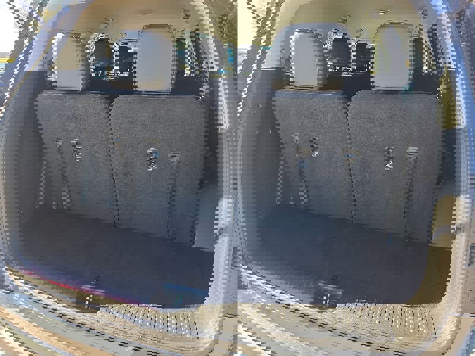 Certified 2024 Kia Sorento S image 32