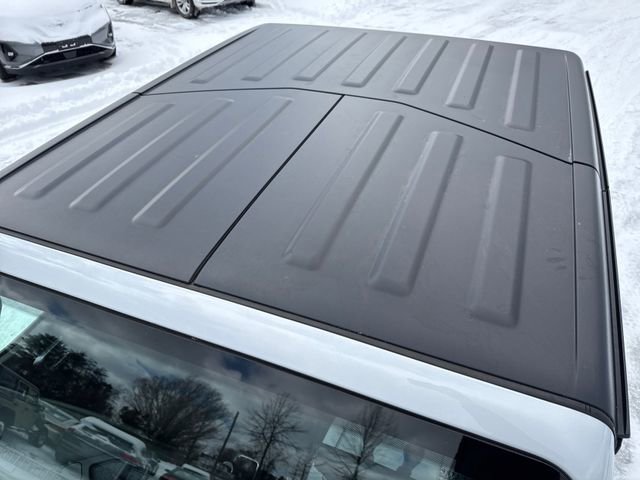 Used 2022 Jeep Gladiator Willys image 13