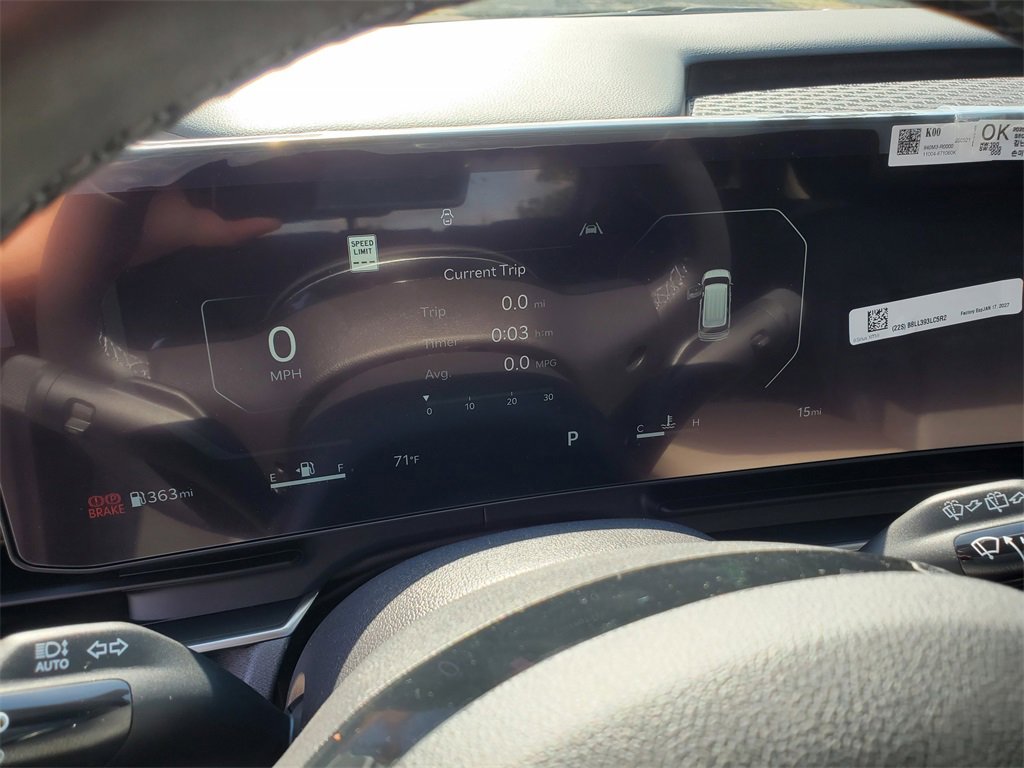 New 2026 Kia Carnival SX image 13