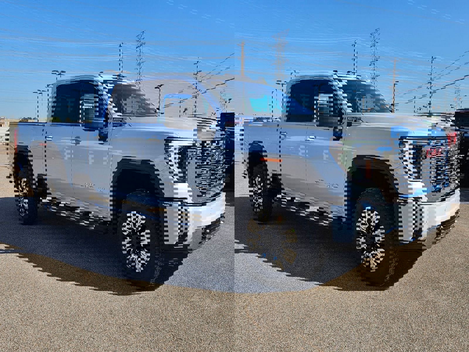 New 2026 GMC Sierra 2500 Denali w/ Denali Reserve Package image 8