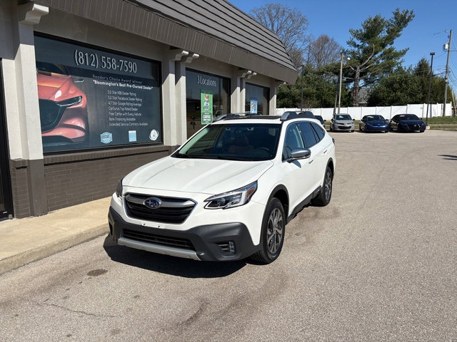 Used 2022 Subaru Outback Touring image 2