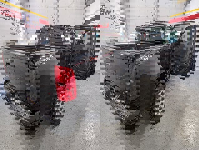 Used 2022 Chevrolet Colorado LT w/ LT Convenience Package image 15